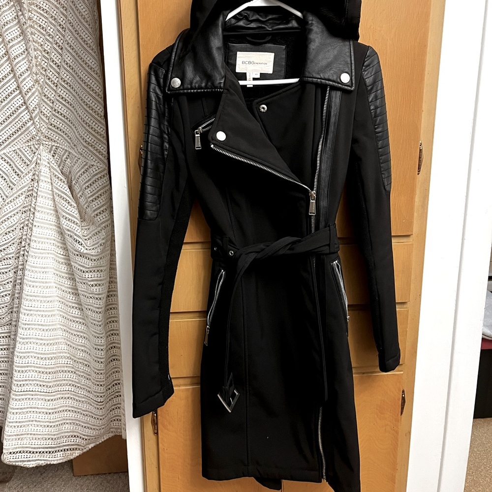 Gently worn BCBG trench coat with leather details. Warm and stylish!